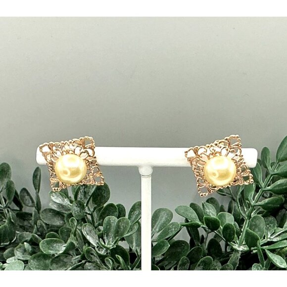 Rose Gold Tone Faux Pearl Filigree Square Stud Earrings Elegant Bridal Accessory - Picture 6 of 7